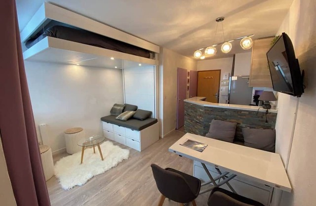 Ski in, ski out APPT in the resort center