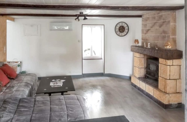 Homerez - Charming house with enclosed garden in Cagny
