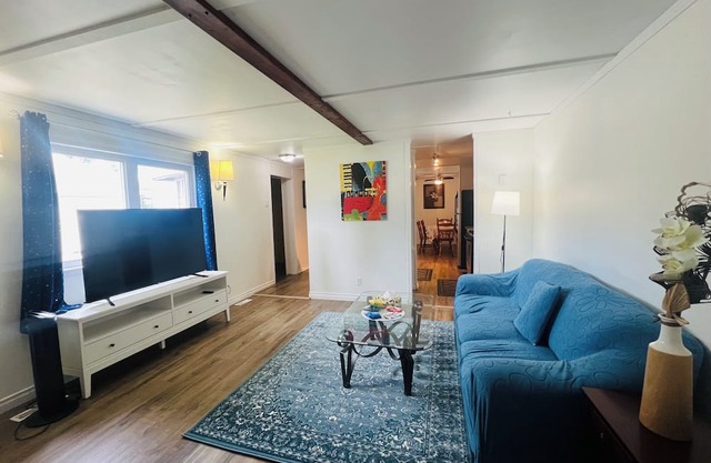 Cozy 2BR Mobile Home near Jasper NP | King Bed