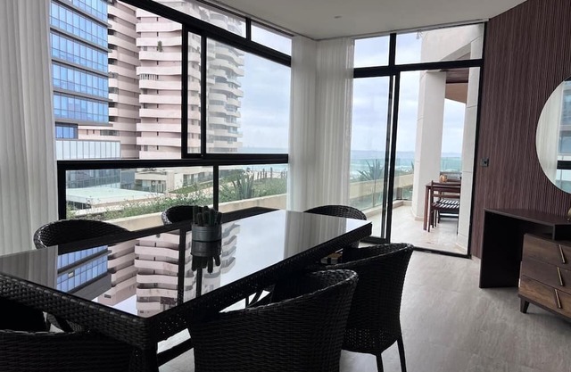 Sea-View luxury central living apartment with AC, WiFi in marvelous Casablanca