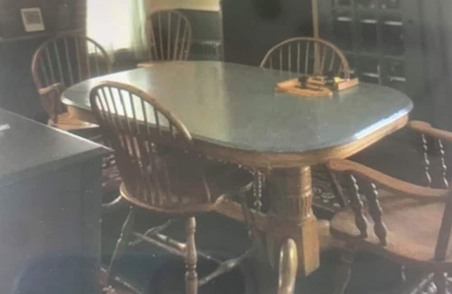 Spacious 4-bedroom house with AC, WiFi in charming Williamsport sleeps 10