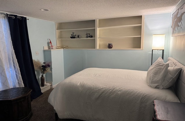 Cozy basement apartment with private bathroom, kitchen and entrance.