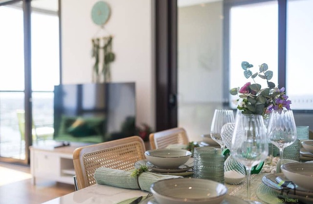 Waterfront 3-Bedroom Apartment in Rhodes