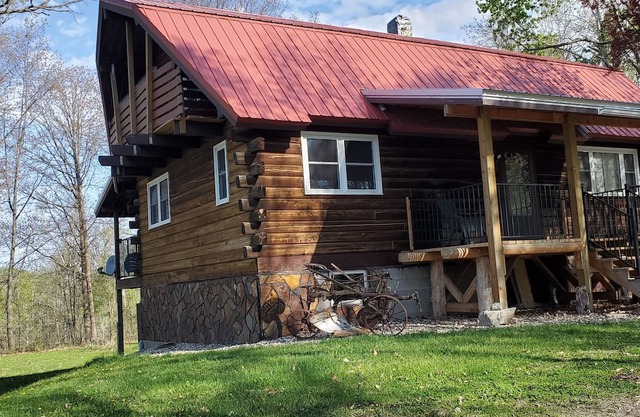 Simple log cabin ready for boats, horses, and you!