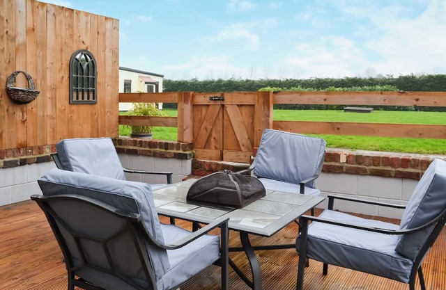 Cart House - UK48812