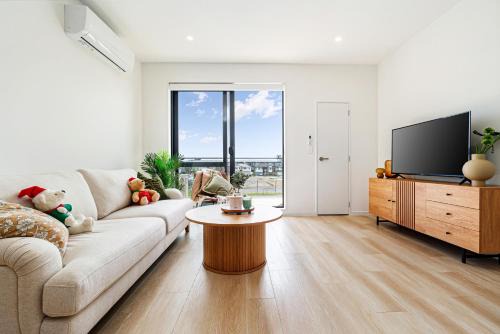 GrandGlimmer Townhouses