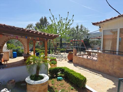 Kouklinos Cottage