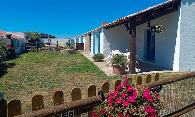 Bouin Cottage | Gite Bouin, 2 bedrooms, 4 persons