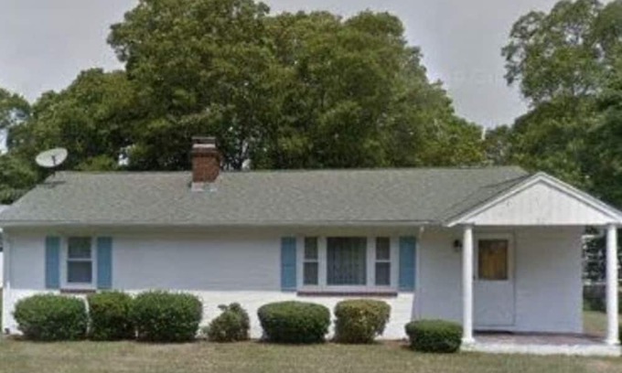 West Hyannisport House | Centerville House near Craigville Beach