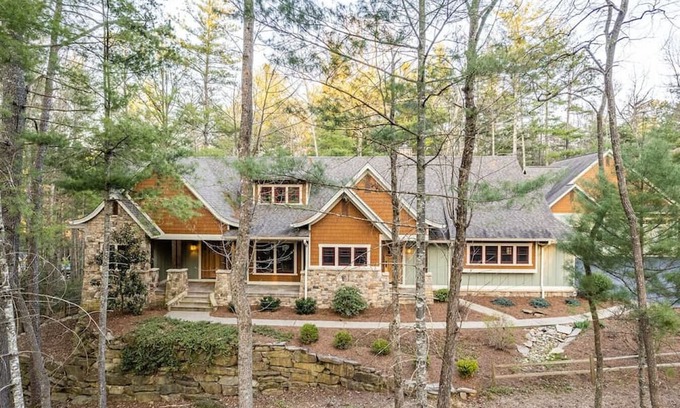 Fletcher House | Asheville in Luxury, on 3 Acres!