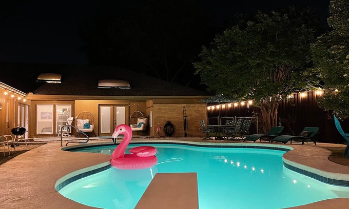 Richardson House | 🏝Pool Paradise🦩Arcade⭐️Ping-Pong⭐️Darts⭐️Fire Pit⭐️Wii