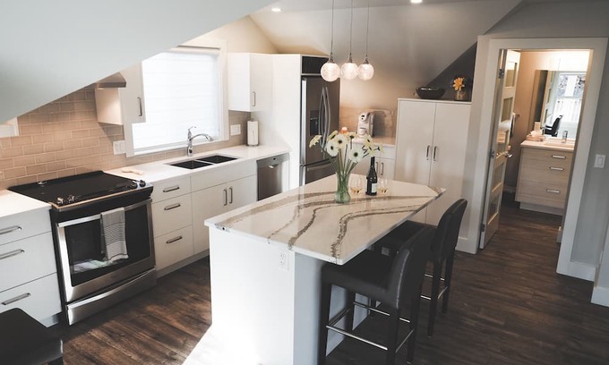 North End House | Beautiful Modern 1 Bedroom in Prime Location