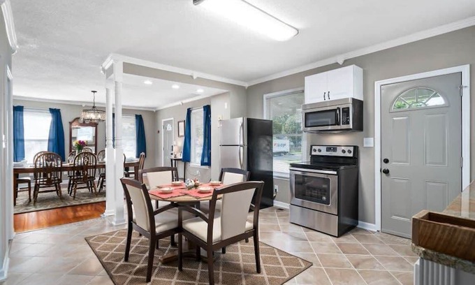 Huntsville House | Bradley Blissful