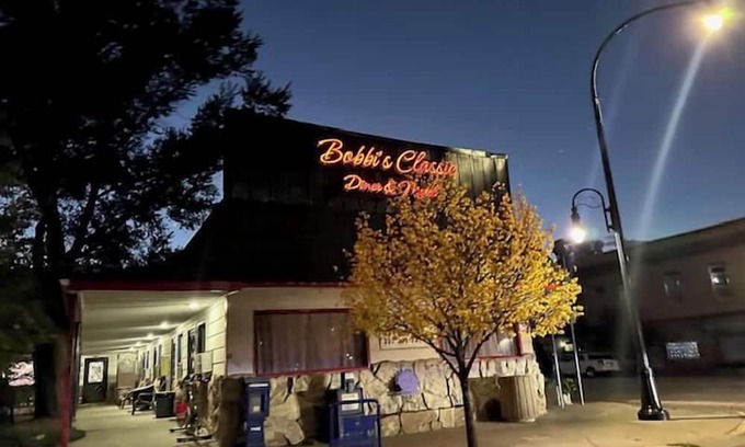 Glenrock Hotel | Bobbi's Classic Motel