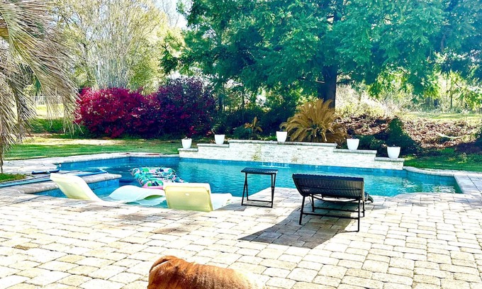 Fairhope House | Southern Charm House Min From Shopping Beaches