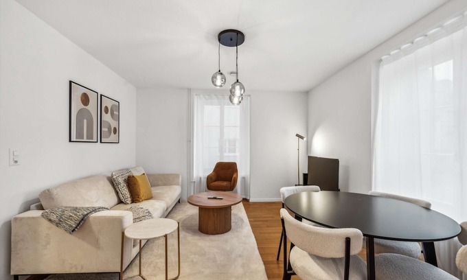 Kriens Apartment | Modern 2 Bdr-flat top Location