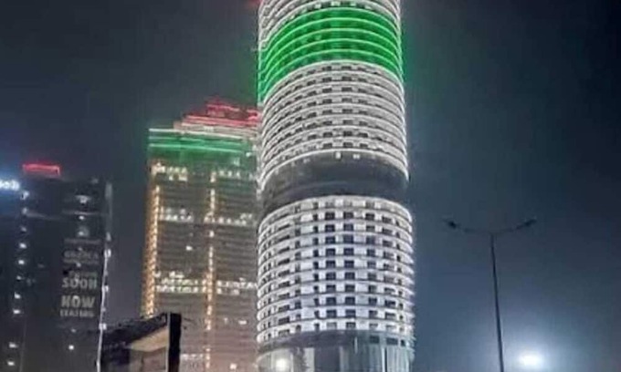 Noida Apartment | Luxury Stay Supernova