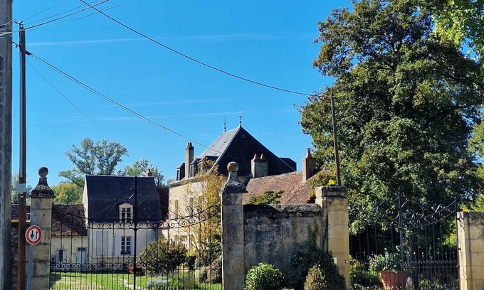 La Marche Hotel | Chambres d'hôtes Au Bord De Loire