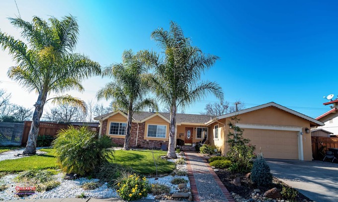 Dublin House | Amazing 2-bedrooms in a shared single family home
