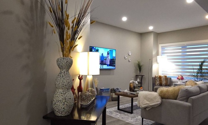 Fergus Apartment | The Firehall. History, Charm, luxury and comfort!.