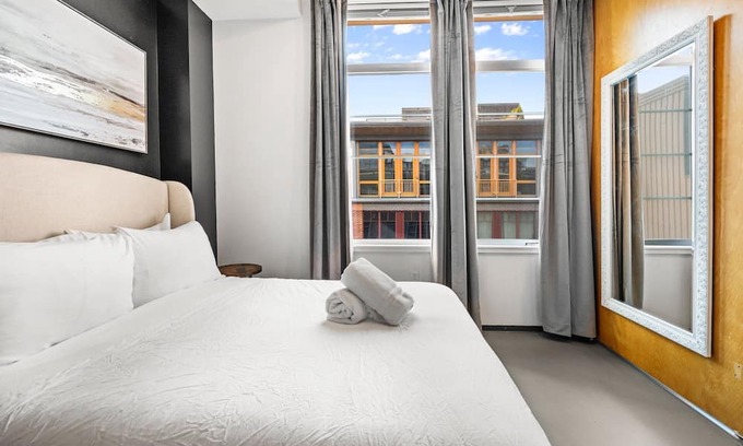 Shawmut Apartment | 2BR Loft unit in Boston Southend 3049