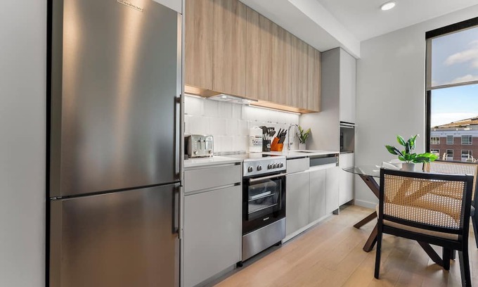 Downtown Boston Apartment | Luxury Studio Next to Broadway 9863