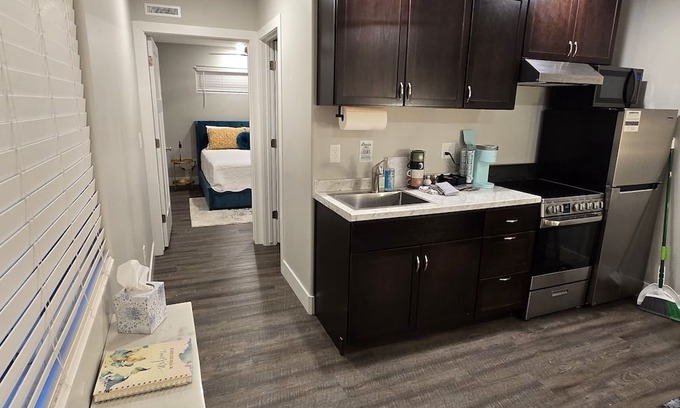 St. George House | NEW Charming 1-bedroom casita in superb St. George with WiFi, AC