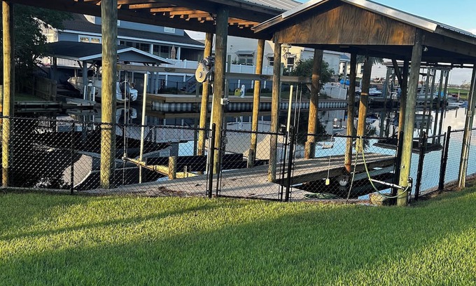 Lynn Haven House | BOAT LIFT. DEEP WATER ACCESS. Beautiful water front home in Lynn Haven.
