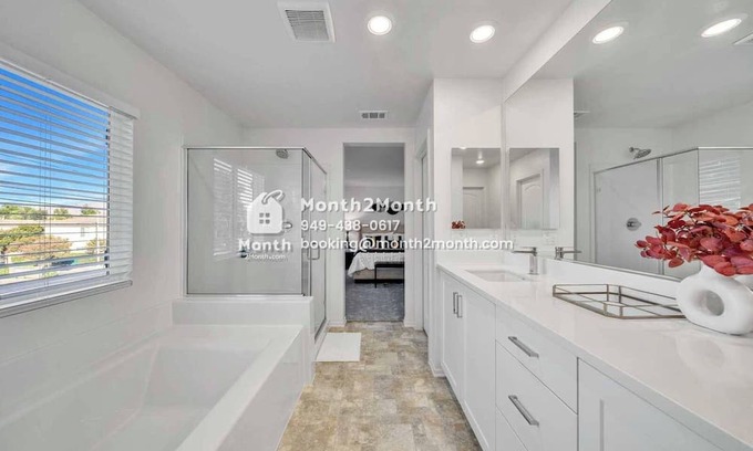 Riverside House | Parkplace Estate Retreat G#42255
