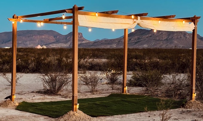 Alpine Cabin | Peach Bungalow Near Big Bend