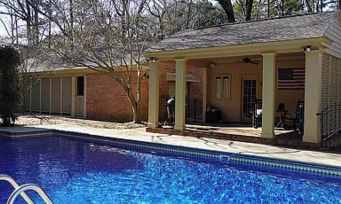 Houston County Apartment | Bonaire Bungalow