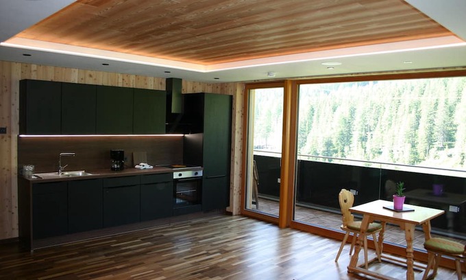 Stelvio Apartment | Rumwaldhof Neue, Ruhige Ferienwohnungen mit Ausblick auf die Ortler Nordwand