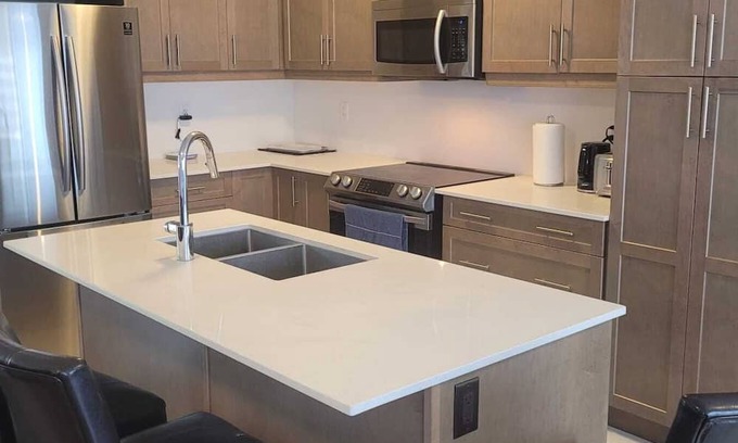 County of Brant House | Amazing COMFY One bedroom in Paris in a pretty and quiet place very close to 403