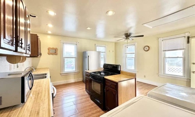 Danville House | Charming 3-bedroom townhome with AC, WiFi in enchanting Danville