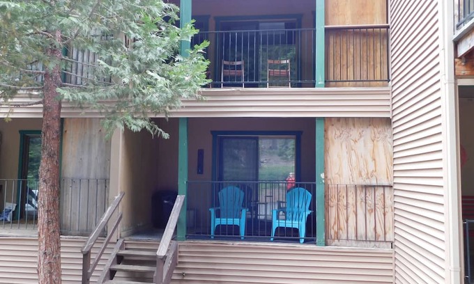 Pinecrest Condo | Mountain Getaway! for All Seasons. at 6300' Elevation