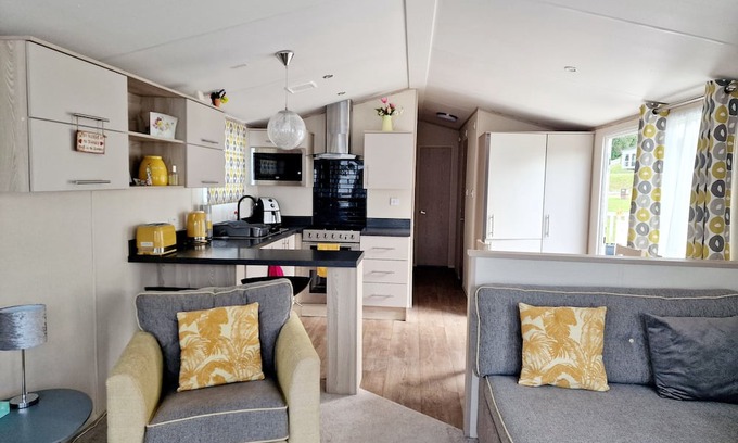 Beattock Cabin | Tranquil Lodge Retreat in Beattock