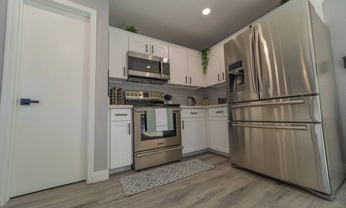 Surprise House | A 4BR/2BA Paradise in Surprise!