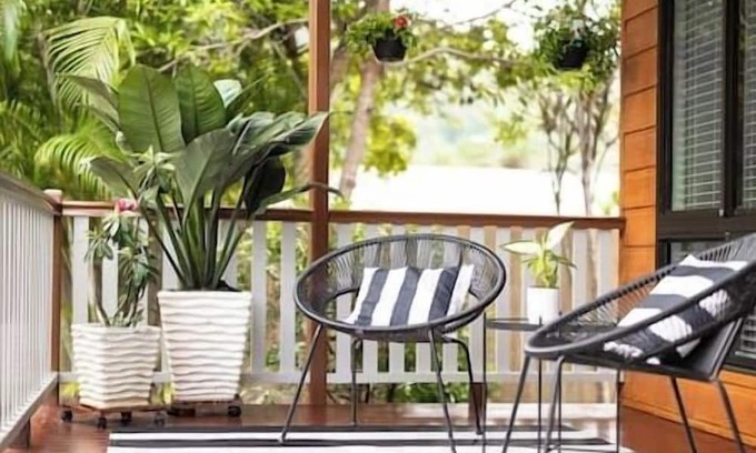 Kewarra Beach House | The Cottage - Mountain Views 1BR - 5 min to Beach