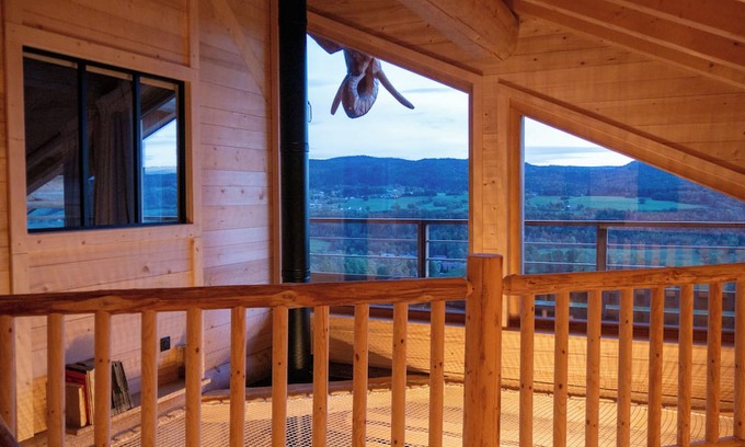 Foncine-le-Haut Ski Chalet | Cottage Cosy, Nature, Quiet, Between Lakes and Jura Mountains