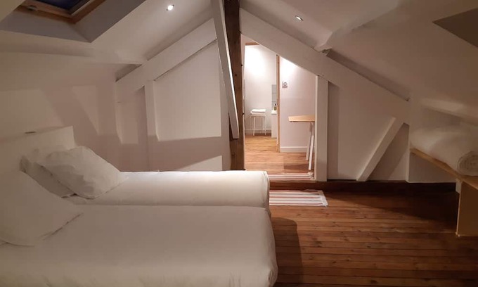 Angouleme Apartment | Appartement Lumineux Dans Quartier Calme et Commerçant à 10mn du Centre Ville
