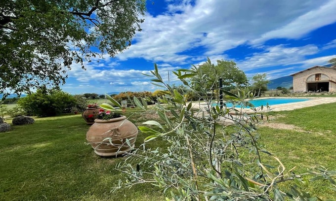 Poreta Other | Spoleto Biofarm - All Year pool + shops and bars