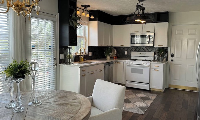 Villages of Brentwood House | Old Southern Charm of Brentwood