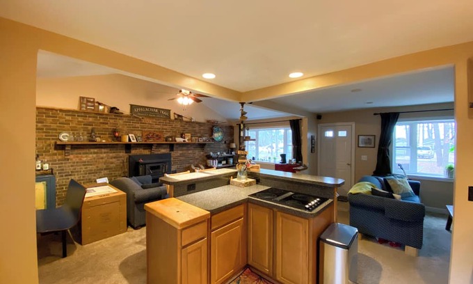 Tall Timbers House | Cozy home in idyllic Tall Timbers just a short walk to the Potomac River!