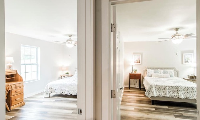 Hendersonville Other | Charming ranch style farmhouse, close to Nashville