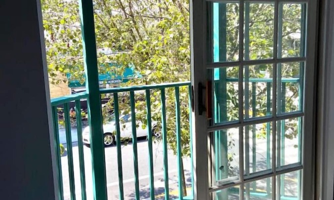 Hoboken Apartment | 201-Newly Renovated 2 Bed 2 Bath Apt With Patio!