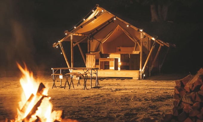 Cassville RV Rental | Luxury Glamping in Nature near the Ozarks