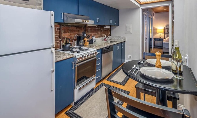 Mount Adams Condo | Mt Adams, Eden Park Hideaway!