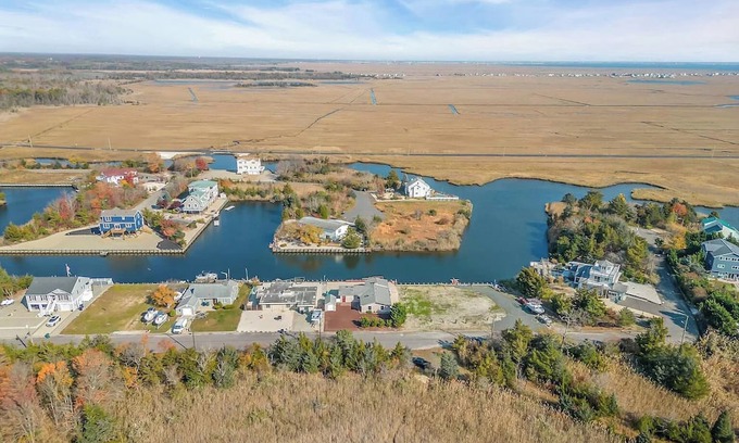 Little Egg Harbor House | Beautiful Waterfront Home at Little Egg Harbor