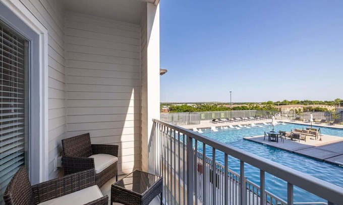 Lewisville Apartment | Modern Lakeside 1BD with Pool, Gym & Office Space