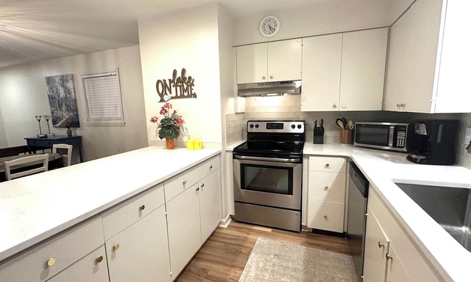 Eden Isle Condo | Eden Isle Getaway in Heber Springs AR